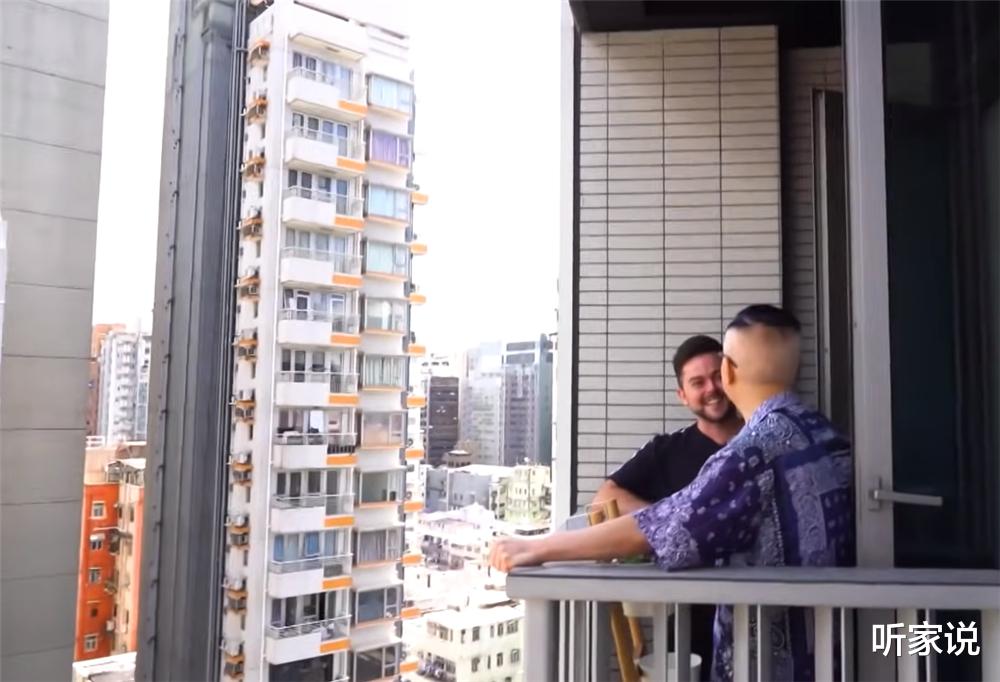 纳米|老外定居香港旺角7年，凭自己努力从4㎡劏房，搬到37㎡“纳米楼”