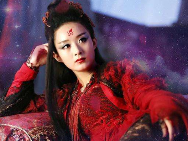 赵丽颖|《花千骨》成就了赵丽颖，却摧毁了另一个人！