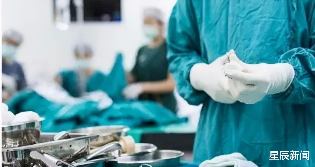 星辰新闻 江苏一博士医生涉嫌毁尸，“黑救护车”上非法摘取器官获刑一年，辩称：公派行为