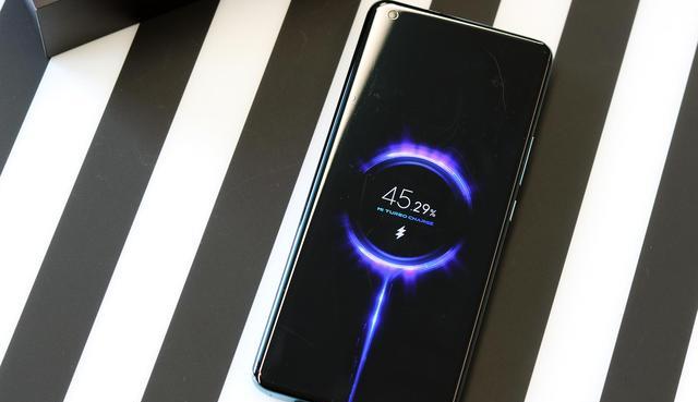 小米科技|果粉轉投小米11 Pro，2K屏+雙67W快充，拍照居然這么強？