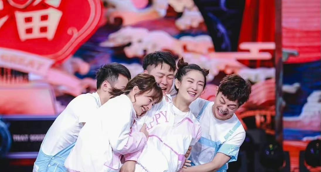 唐嫣|说好的改版,却是永别,《快乐大本营》欠我们一个体面地告别!