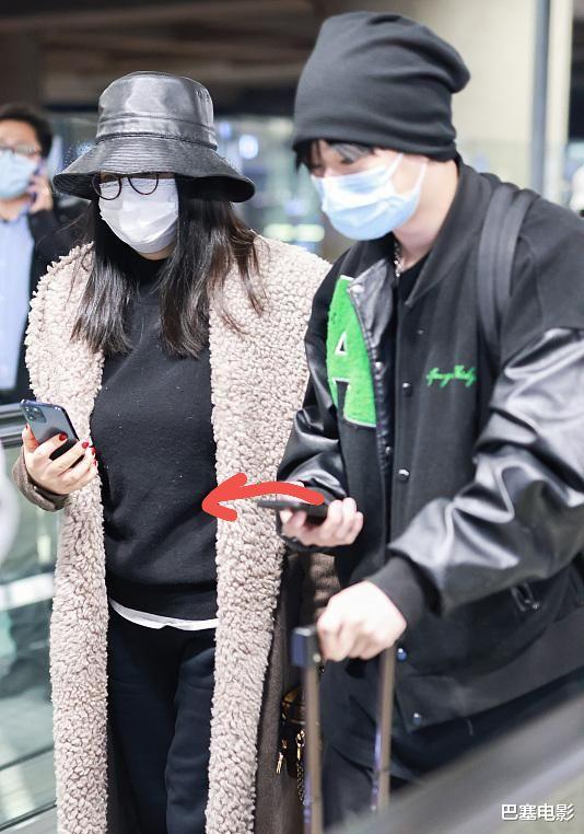 街拍|明星街拍丑态百出：尹正像大妈，陈志朋乡土风，吴宣仪一言难尽