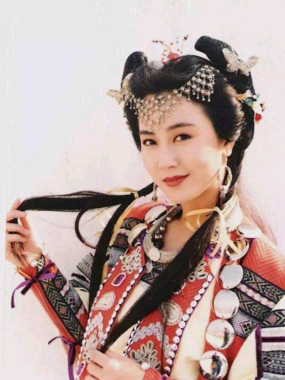 叶童|叶童版赵敏丑拒！当年她可是观众大力推荐出演，金庸都曾盛赞