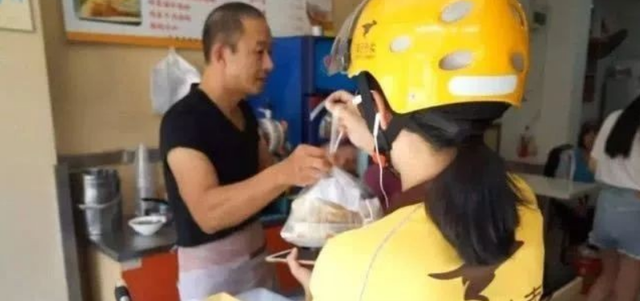饭店老板吐槽:之前年收入20万,结果接入外卖后,利润还少了2万