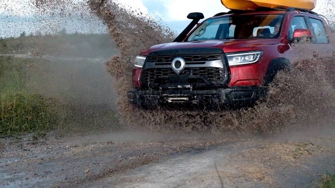 奔驰G级|让钓鱼生活更加精彩 长城炮探索皮卡惊奇之旅