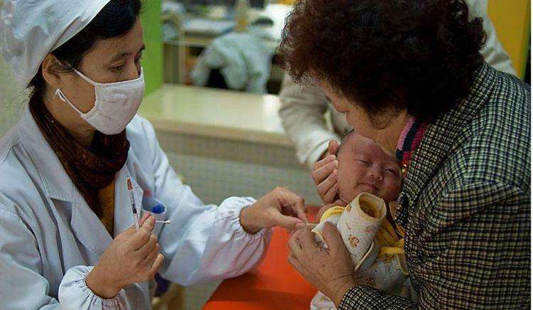 心肌梗塞|张文宏：乙肝已克服，定期看医生，结婚生子熬夜打游戏没问题