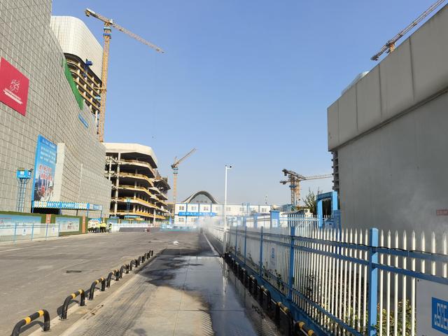 工地|超高层建筑“静悄悄”“生长”全市文明施工管理月度联络会出成效