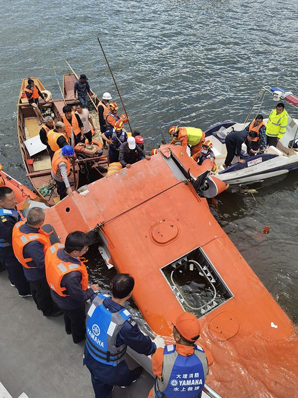 洱海 云南大理灭火直升机意外坠落洱海，1名伤员已找到