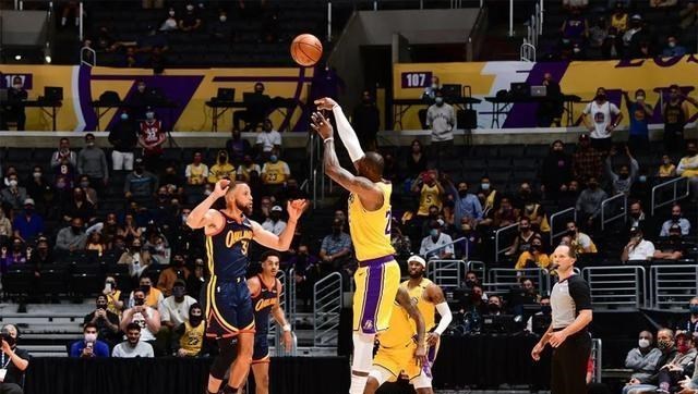 太阳队|NBA季后赛第5场——詹姆斯仰天长啸，湖人绝唱太阳