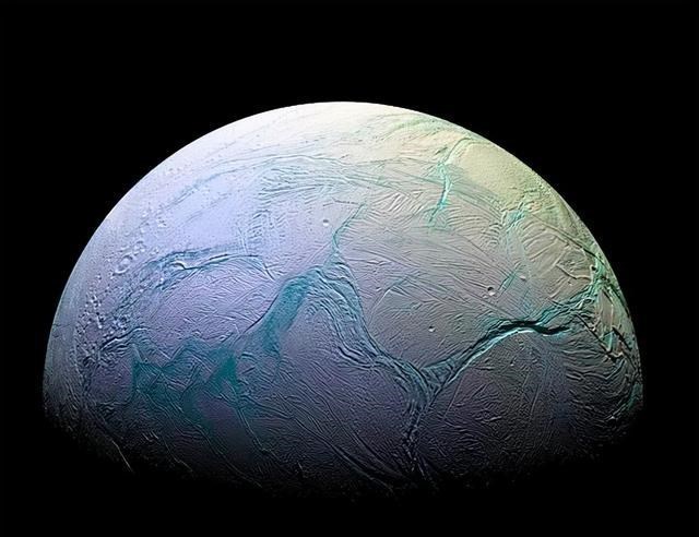 三千公里直径却有比地球更大的海洋？欧罗巴看到的生物或是真的