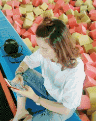 动物庄园|神回复:自制了一根台球杆,我用这个杆子能打过丁俊晖吗