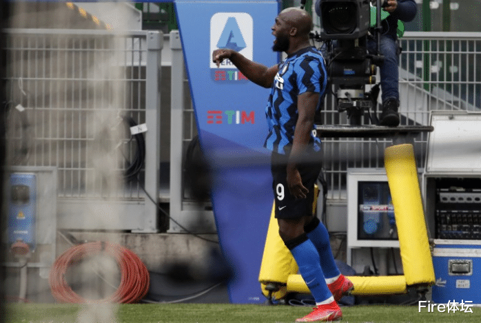 C羅|深夜12點！36歲C羅連收兩大壞消息，即將以7-10、4-8完敗于梅西