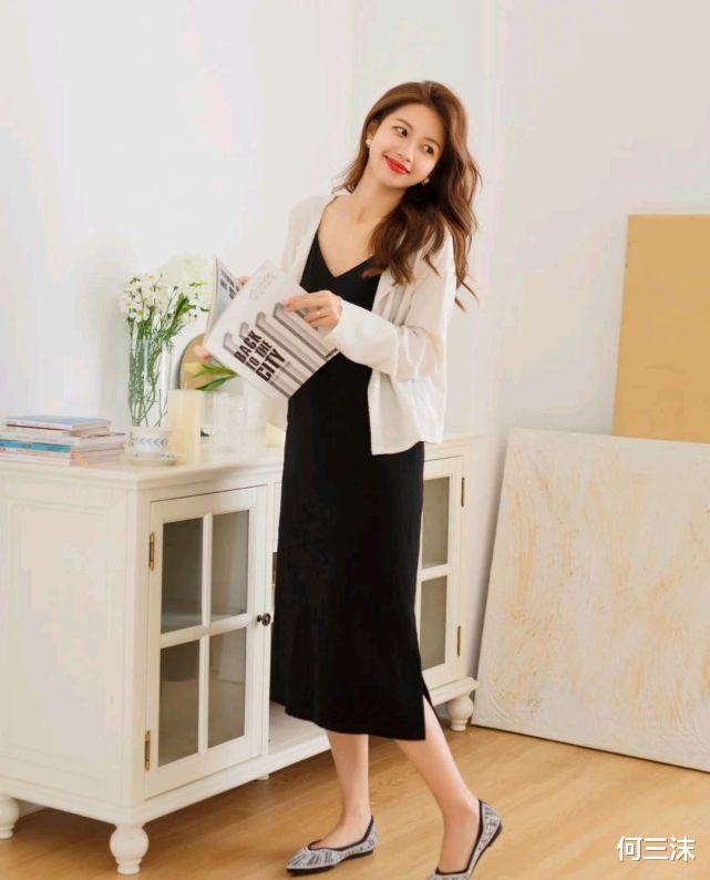 何三沫|初秋穿搭不用纠结，有气质的穿搭或俏皮穿搭，都是不错的选择