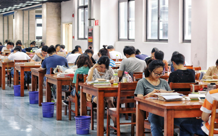 |别轻易同意孩子考研，老人的话刺耳又现实，揭了不少考研人的短