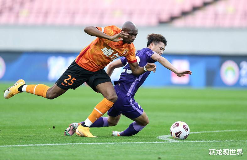 李霄鵬|武漢隊大動作！媒體人：正在談三哥！李霄鵬留任，解約姆比亞+阿金