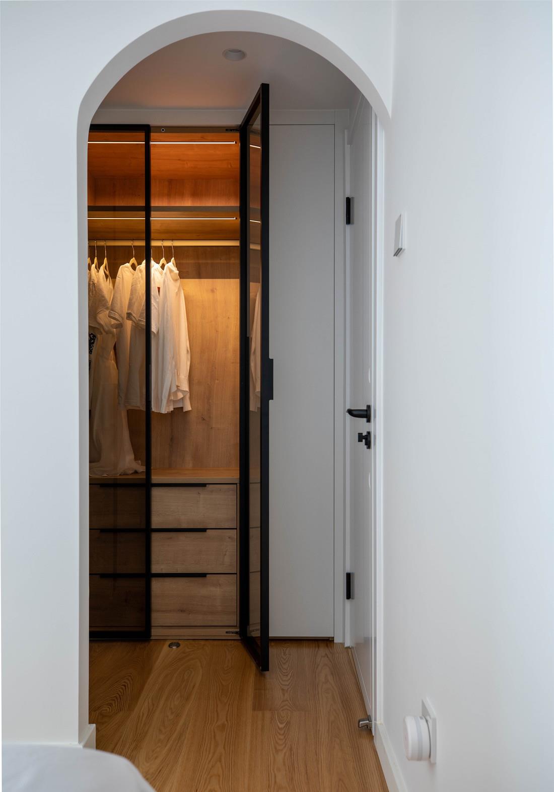 全屋整体效果很喜欢,美中不足是电视背景墙,不过空间利用很不错