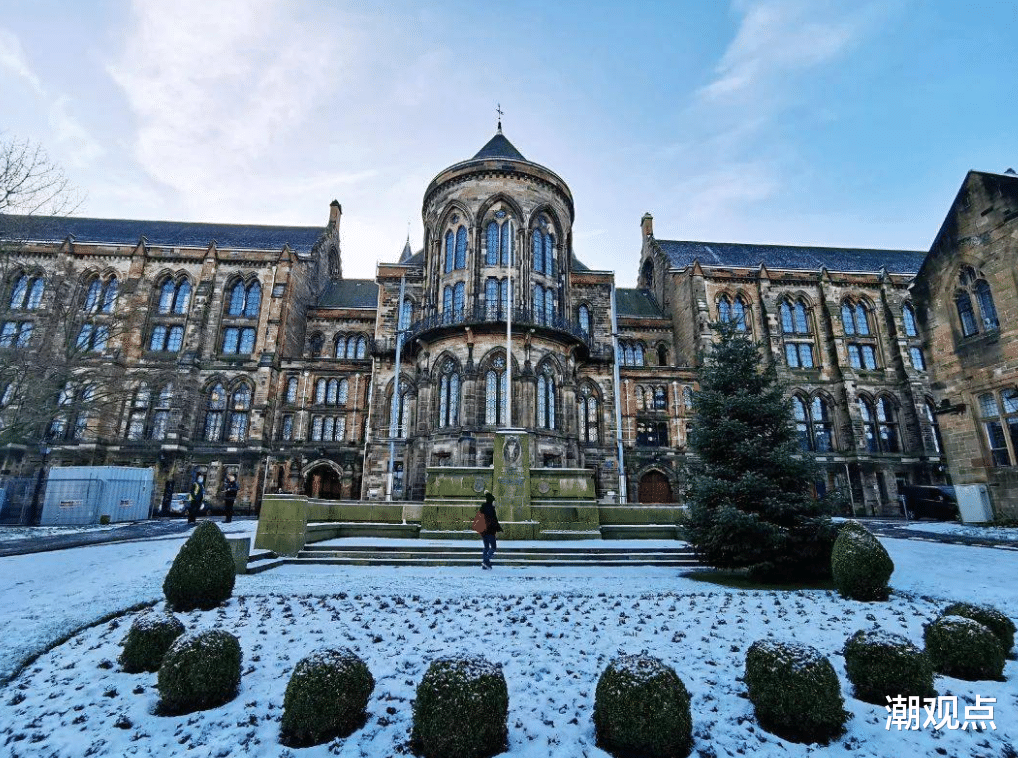 清华大学|英国大学包飞机接中国留学生返校，直言中国学生不来，损失承受不起