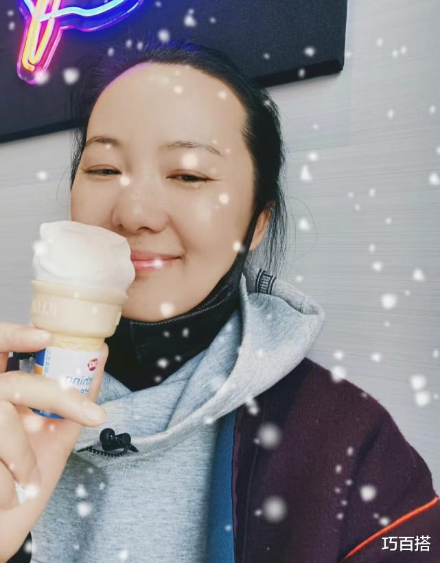 迪丽热巴|51岁咏梅才是我们该追的偶像！私服穿搭低调接地气，状态超自信