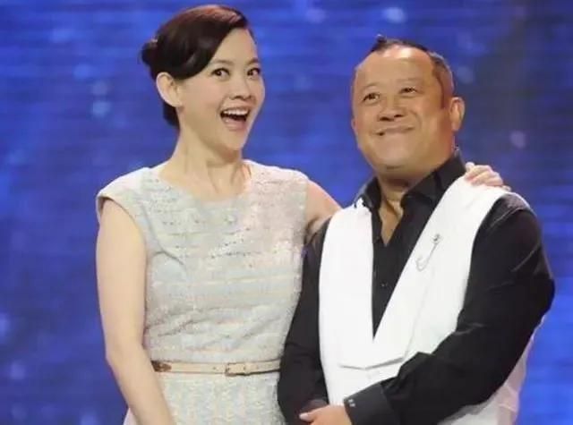 曾宝仪|演员曾宝仪，跟初恋分手后又复合，同居17年无结婚打算