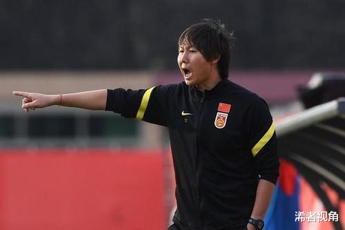 甘肃|下午14点！国足传来喜讯：李铁做出正确决定，球迷齐声叫好