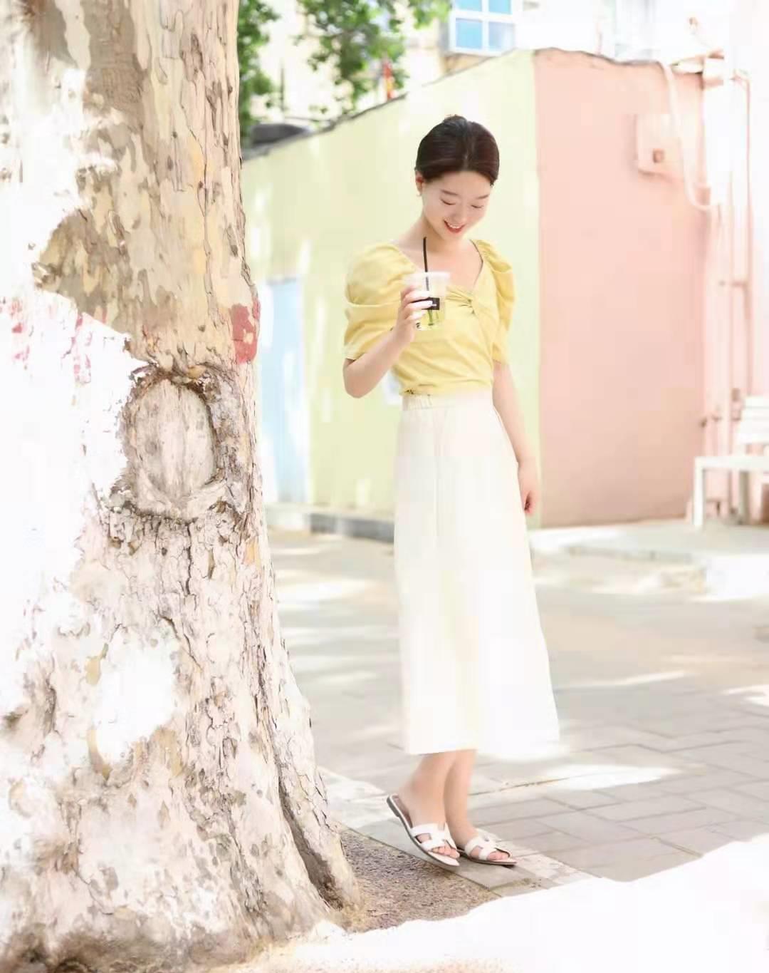 生肖|学会这3组“职场穿搭大法”,基础款服装也能穿得优雅、显气质