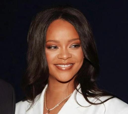 蕾哈娜|蕾哈娜：巴巴多斯“民族英雄”，一个奇女子，真正的偶像