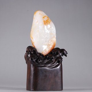 和田玉籽料|和田玉籽料狮子戏球摆件