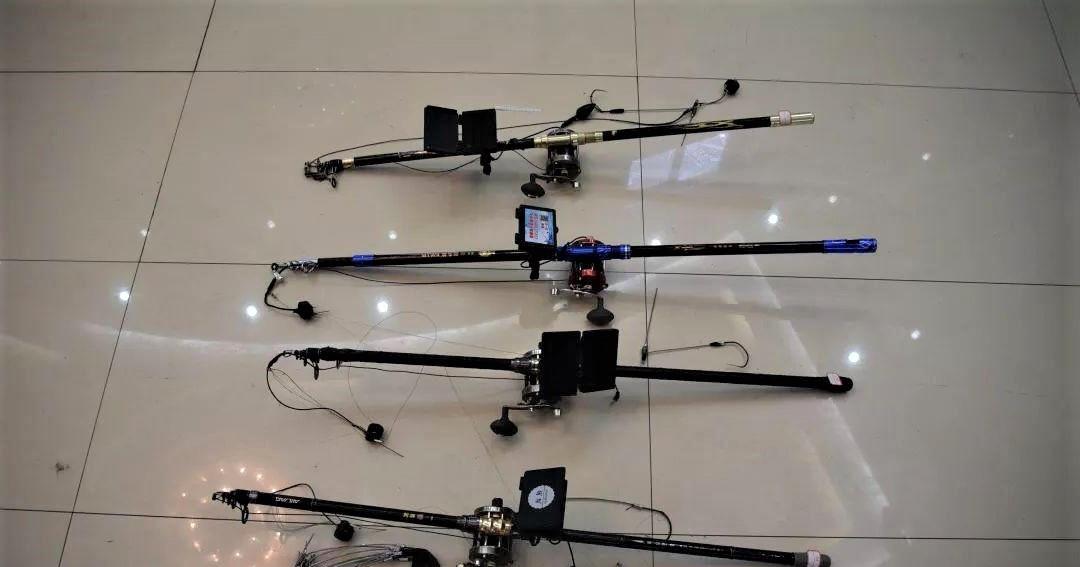 摄像头|可视锚鱼也算钓鱼？钓友：大鱼都锚没了，只有小鱼闹窝