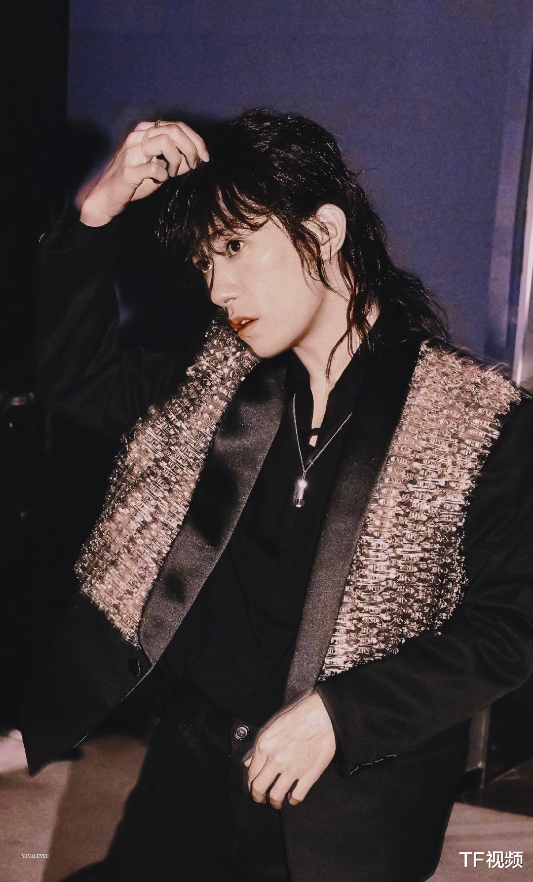 刚田武|千玺接机图曝光，助理上演真假胖虎戏码？长得太像了