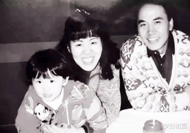 皇家马德里|郎平女儿与异母弟弟聚餐！父亲为照顾她15年未娶，60岁2婚生子