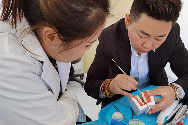 求职|现在社会找工作难？美牙了解一下！