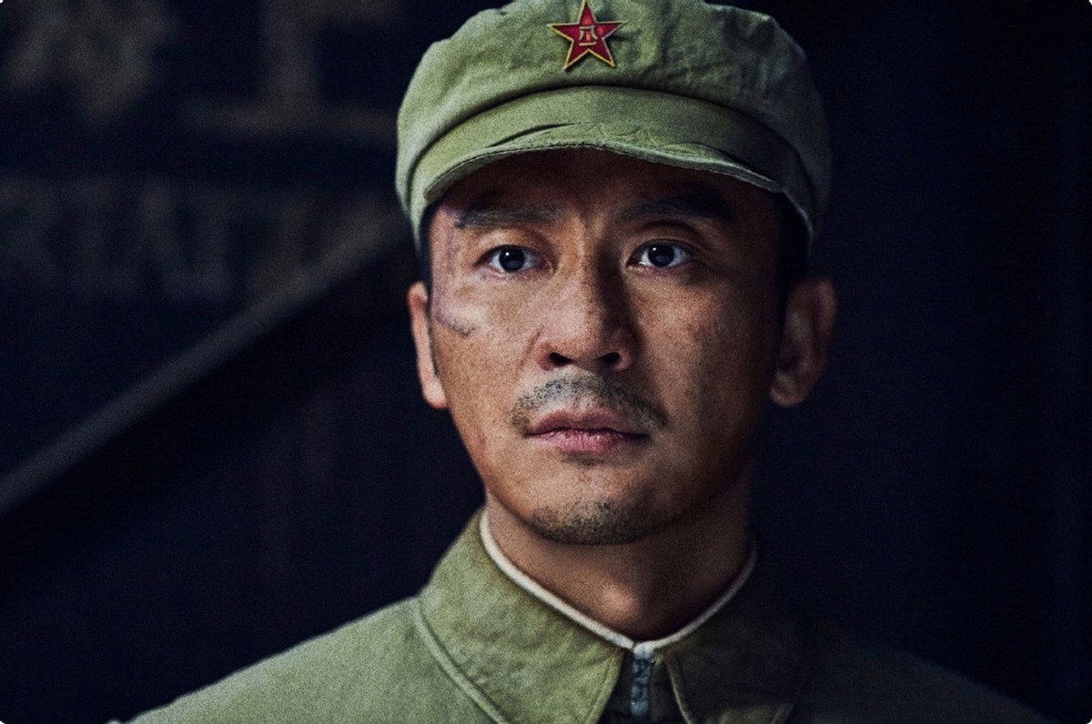 |《长津湖》票房井喷，这位中国演员撕破老外演技遮羞布，太争气