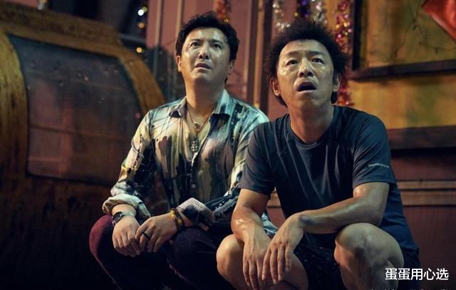 豆腐 男性开始衰老时,2处会变大,2处会缩小,你中几项?一护肤可补救