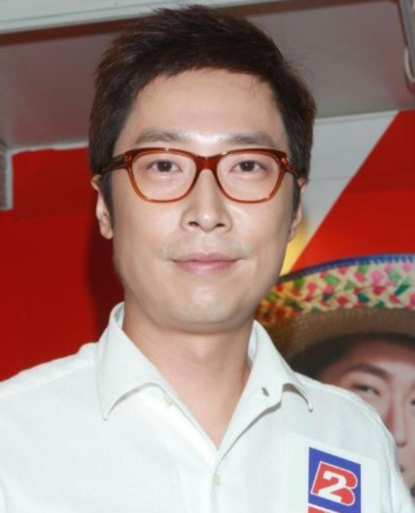 TVB|11位TVB男演员颜值大赏，凸嘴、脸长、皱纹多，不帅也能当男主