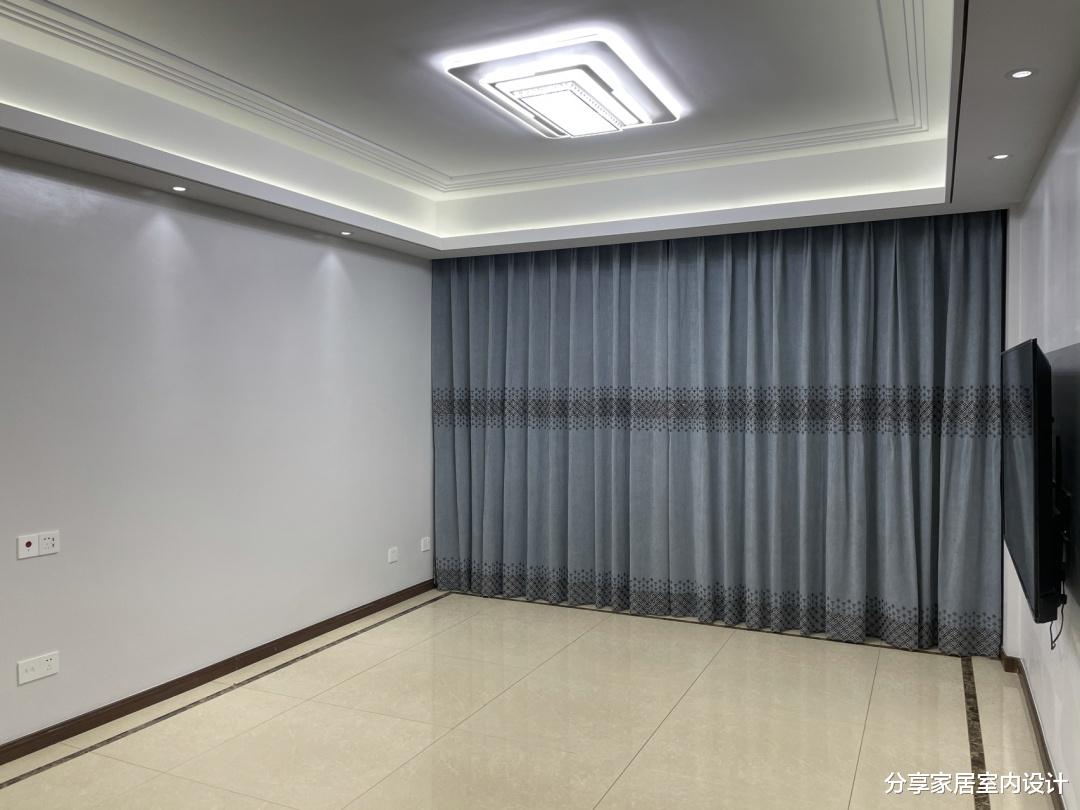 |新房硬装结束，下一步添置家具家电，全屋定制的柜子很漂亮！