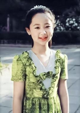 杨紫|新生代偶像剧女王杨紫，转型成功与否？网友：已经一把年纪了