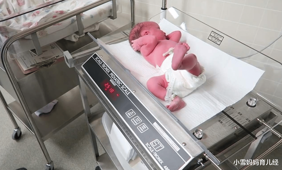 小雪妈妈育儿经|孩子出生时的“几斤几两”，暗示以后的福气？家长要了解其中缘由
