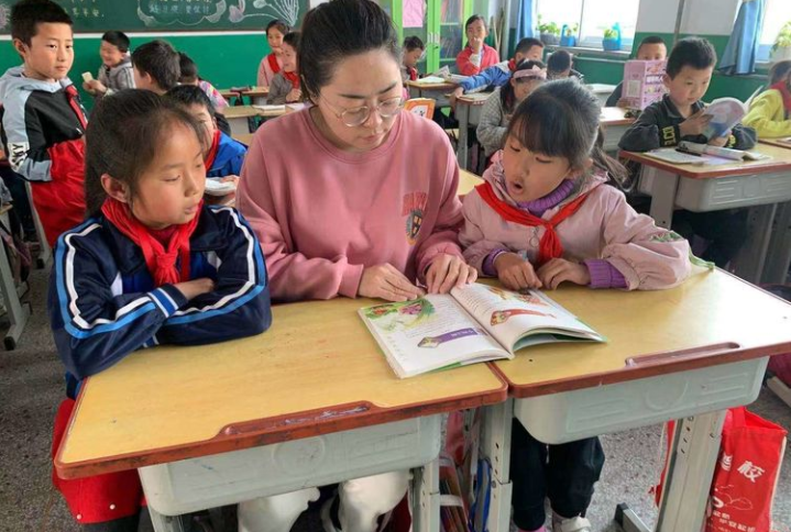 涉县融媒体中心 快来！小编带你感受一下涉县的“书香盛宴”