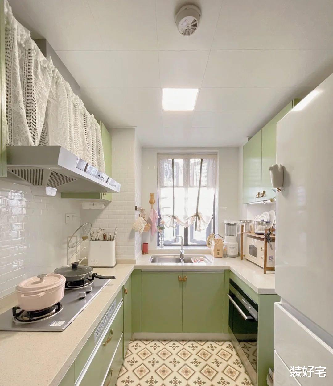 老师傅不愿透露的“秘密”,这6个细节没做对,再大的厨房也会乱