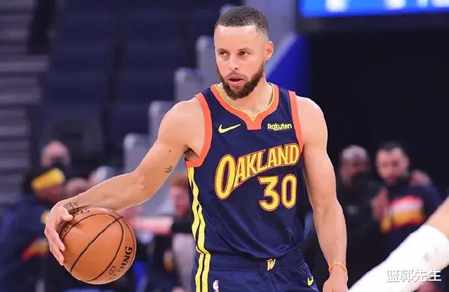 维金斯|莫名其妙的3分，维金斯脑子不行，他葬送库里努力，或让科尔下课