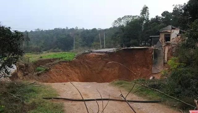 石油被不断开采,留下的空隙如何处理?地球结构会不会受到影响?