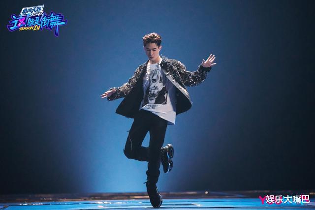 王一博|《街舞4》当张艺兴刘宪华谈论对方组合时，有谁注意王一博表情？