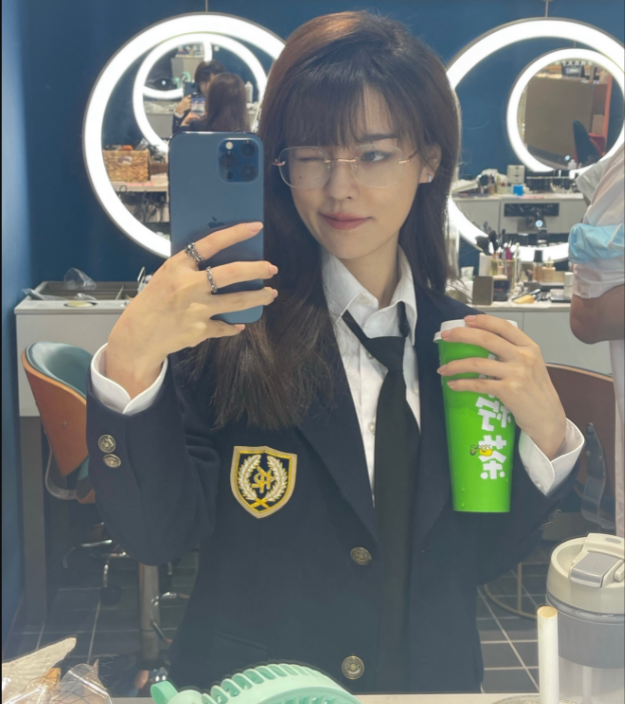 吃鸡游戏|沫子首次穿JK拍定妆照，真实身材不小心暴露，粉丝：信息量有点大