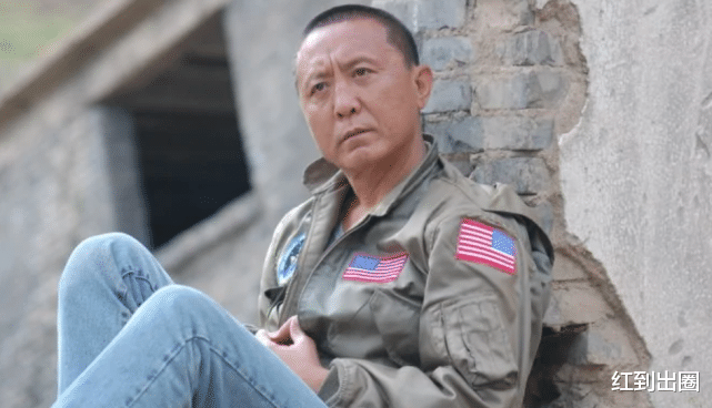 |“恶人专业户”段宇华到医院治病！近照曝光头发已花白，衣服廉价显心酸