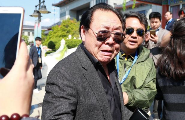 六小龄童|六龄童追悼会现场曝光，唐僧送别昔日好友，世上再无美猴王！