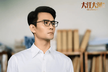 王凯|王凯文联晚会录制饭拍路透图曝光 路人视角下气质惊呆网友