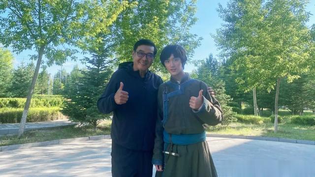 潜伏|模特演《梅艳芳》,跨界演员这杯羹好分吗?