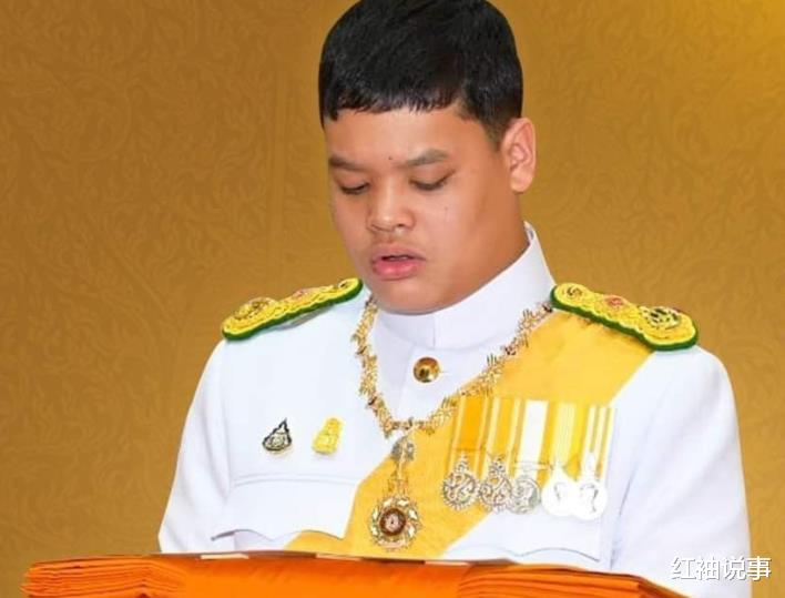 诗妮娜|提帮功王子亮出态度，跟36岁诗妮娜更亲近，母子联手解救西拉米