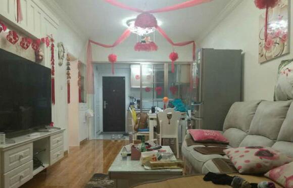 娶了一个邋遢老婆,才住2个月的新婚房已经变成了垃圾场!