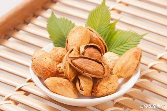 黄芪|吃一次等于5斤盐，26岁女子甲状腺癌离世！医生：1种零食别再吃